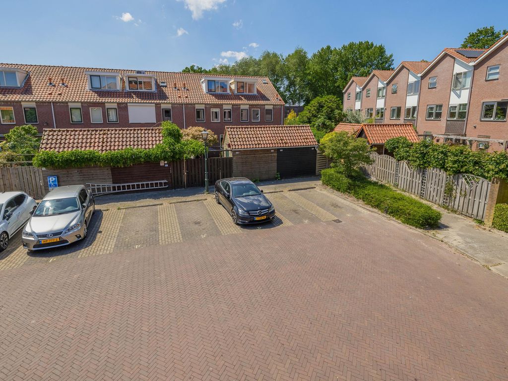 Menno van Coehoornpad 14, BRIELLE