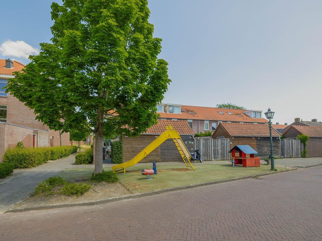 Menno van Coehoornpad 14, BRIELLE