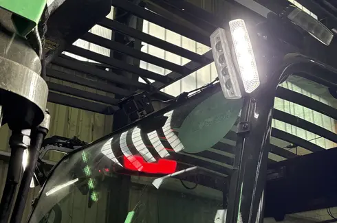 apt Extrusions verhoogt voetgangersveiligheid in productieomgeving