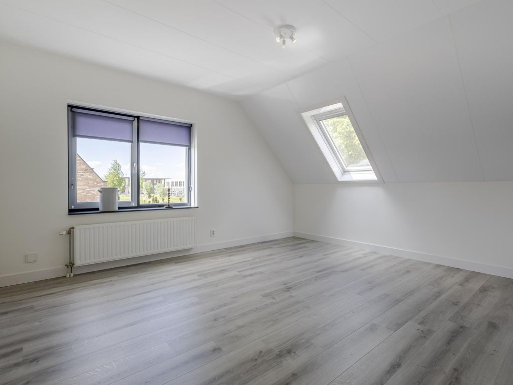 Kramsvogel 22, HARDINXVELD-GIESSENDAM