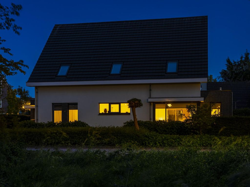 Kramsvogel 22, HARDINXVELD-GIESSENDAM