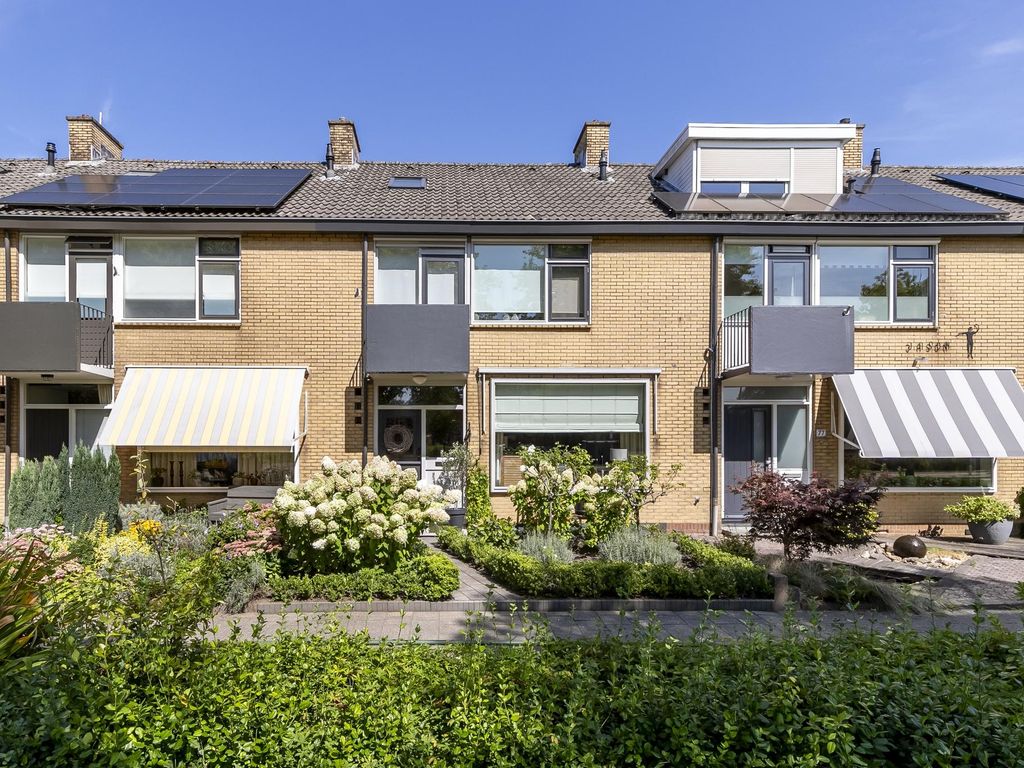 Rembrandtlaan 75, PAPENDRECHT
