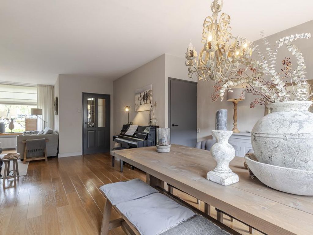 Rembrandtlaan 75, PAPENDRECHT