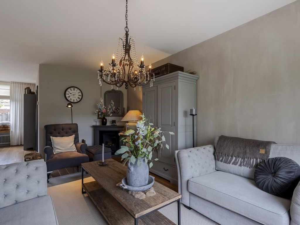 Rembrandtlaan 75, PAPENDRECHT