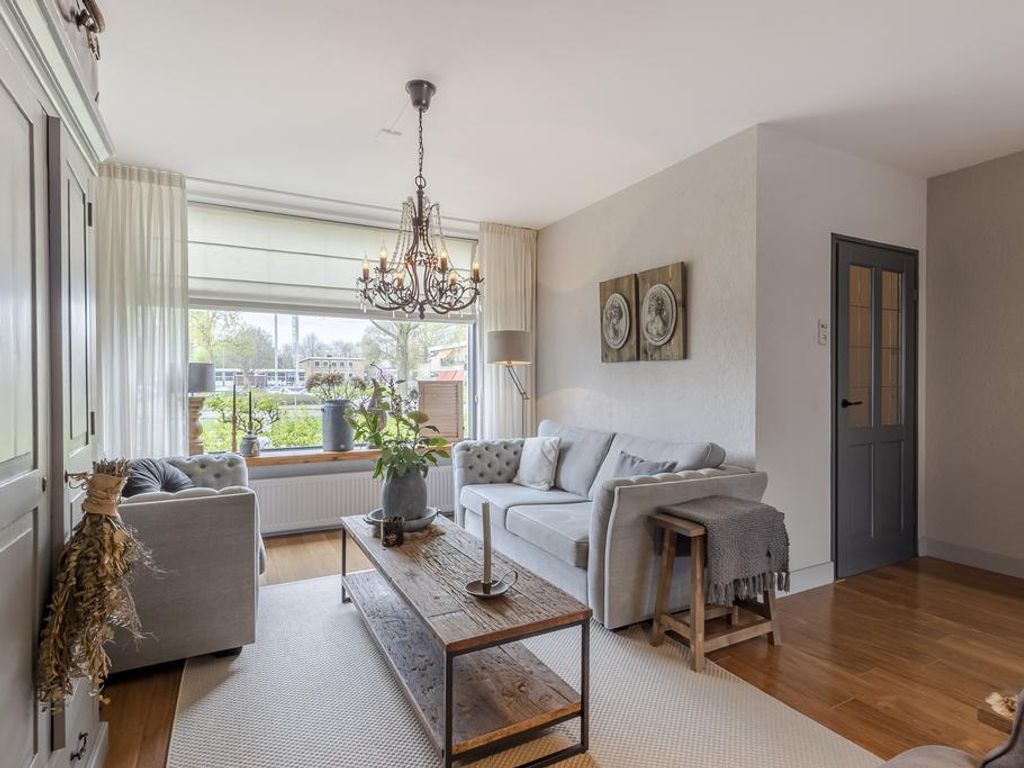 Rembrandtlaan 75, PAPENDRECHT