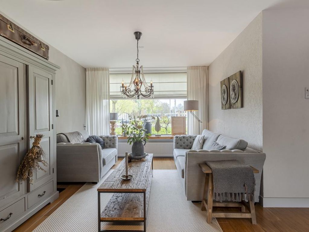 Rembrandtlaan 75, PAPENDRECHT