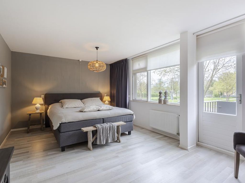 Rembrandtlaan 75, PAPENDRECHT