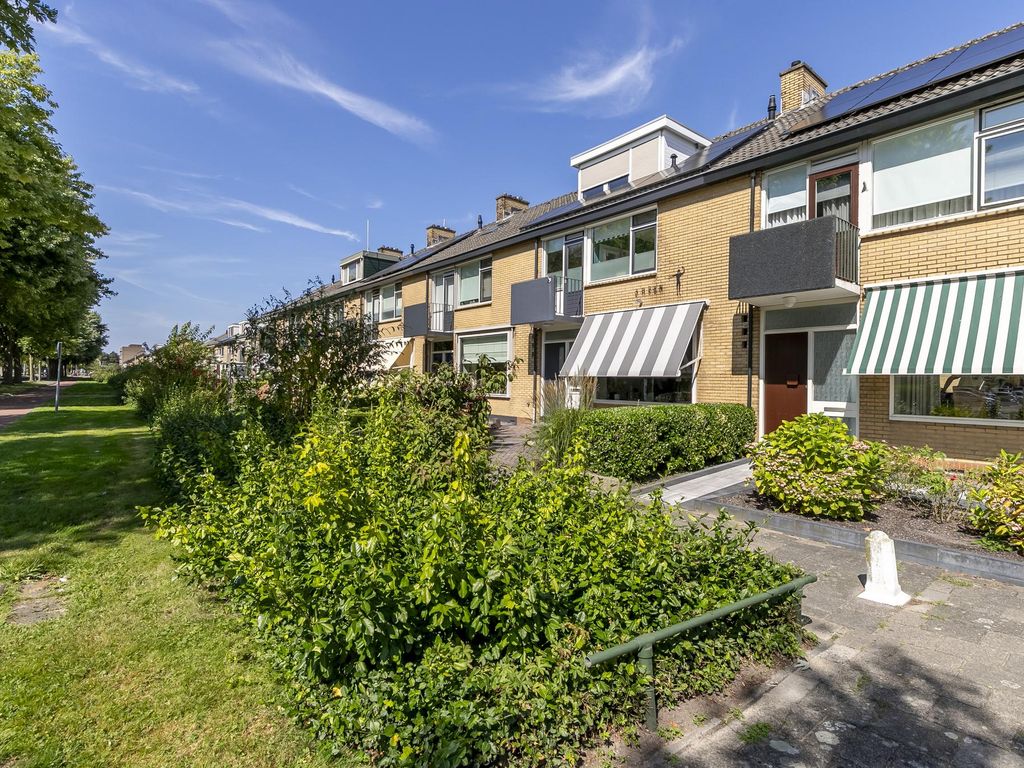 Rembrandtlaan 75, PAPENDRECHT