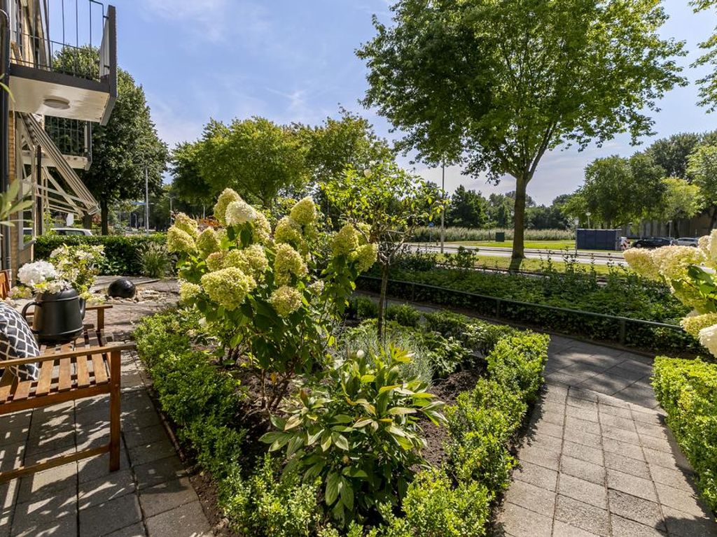 Rembrandtlaan 75, PAPENDRECHT