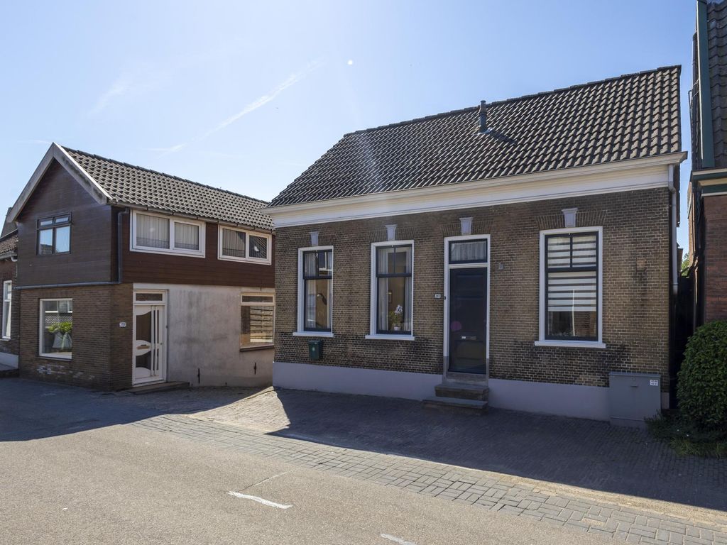 Buitendams 265, HARDINXVELD-GIESSENDAM