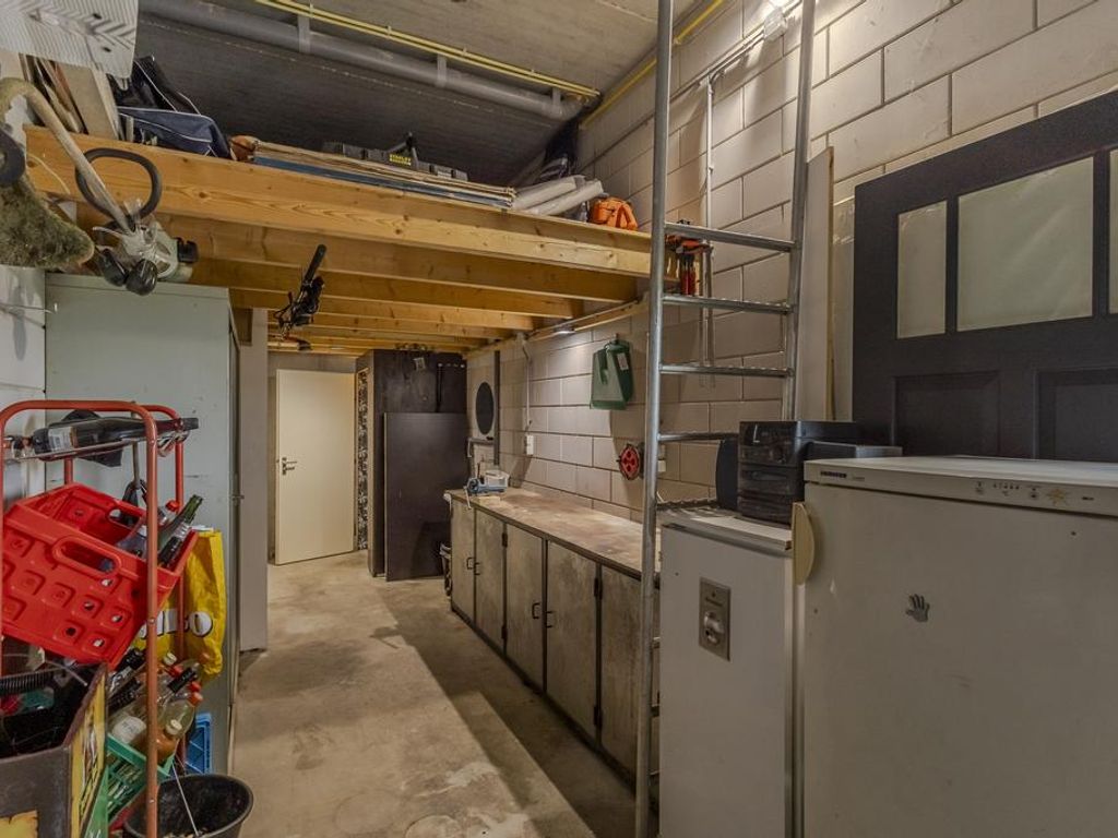 Rivierdijk 39, HARDINXVELD-GIESSENDAM