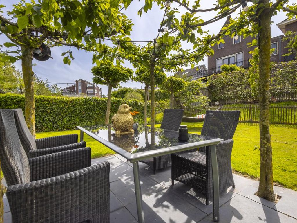 Rivierdijk 39, HARDINXVELD-GIESSENDAM