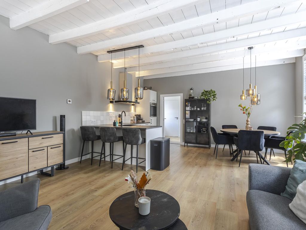 Buitendams 368, Hardinxveld-Giessendam