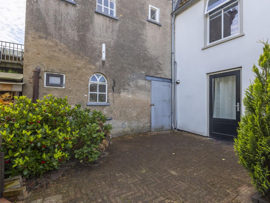 Buitendams 368, Hardinxveld-Giessendam