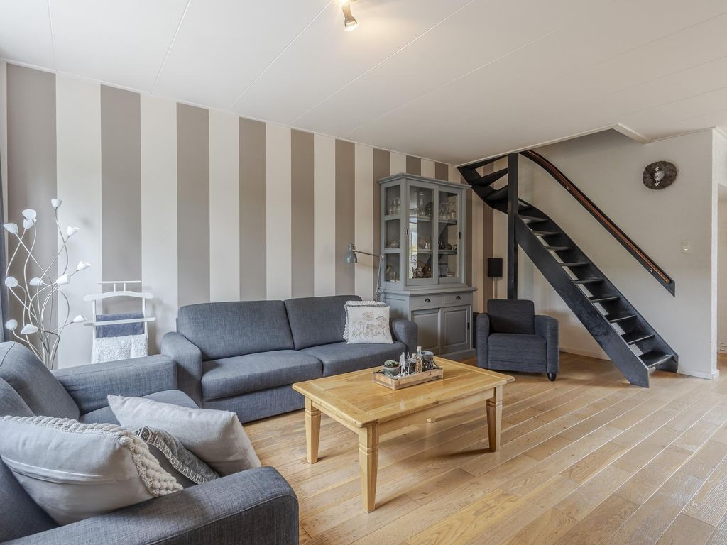 Groot Veldsweer 56, HARDINXVELD-GIESSENDAM