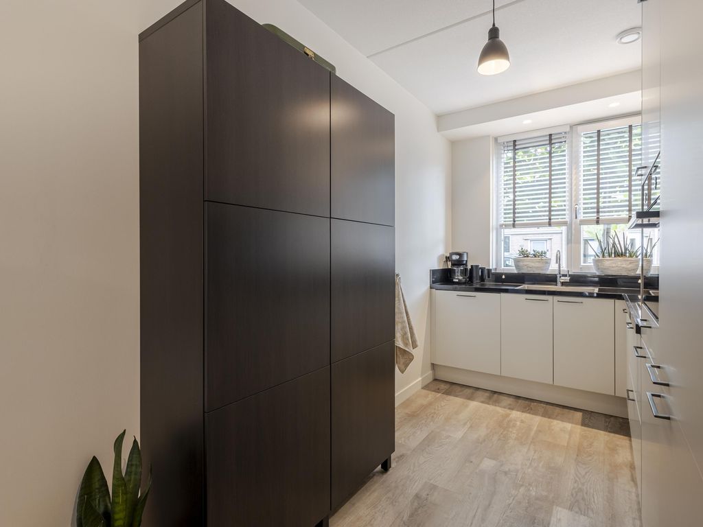 Hobbemastraat 21, HARDINXVELD-GIESSENDAM