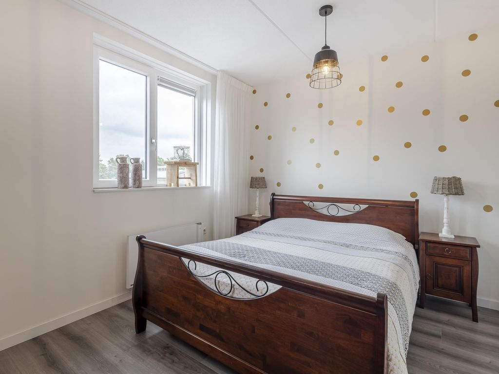 Hobbemastraat 21, HARDINXVELD-GIESSENDAM