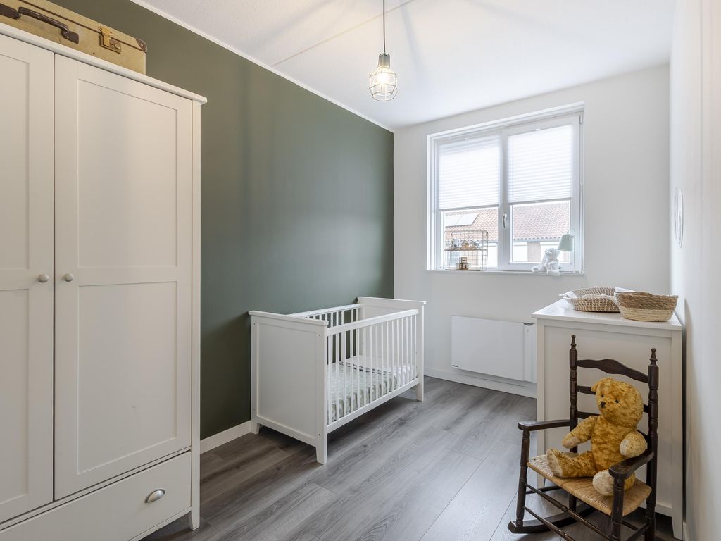 Hobbemastraat 21, HARDINXVELD-GIESSENDAM