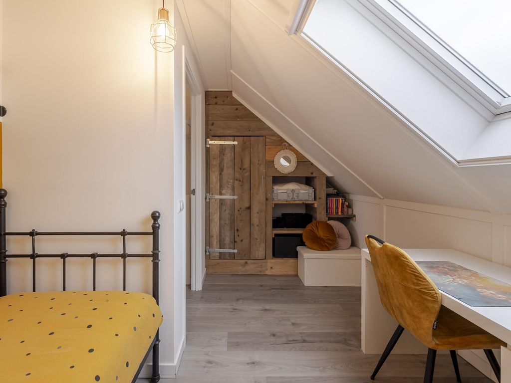 Hobbemastraat 21, HARDINXVELD-GIESSENDAM