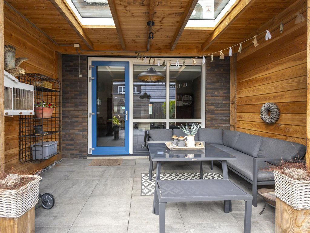 Hobbemastraat 21, HARDINXVELD-GIESSENDAM