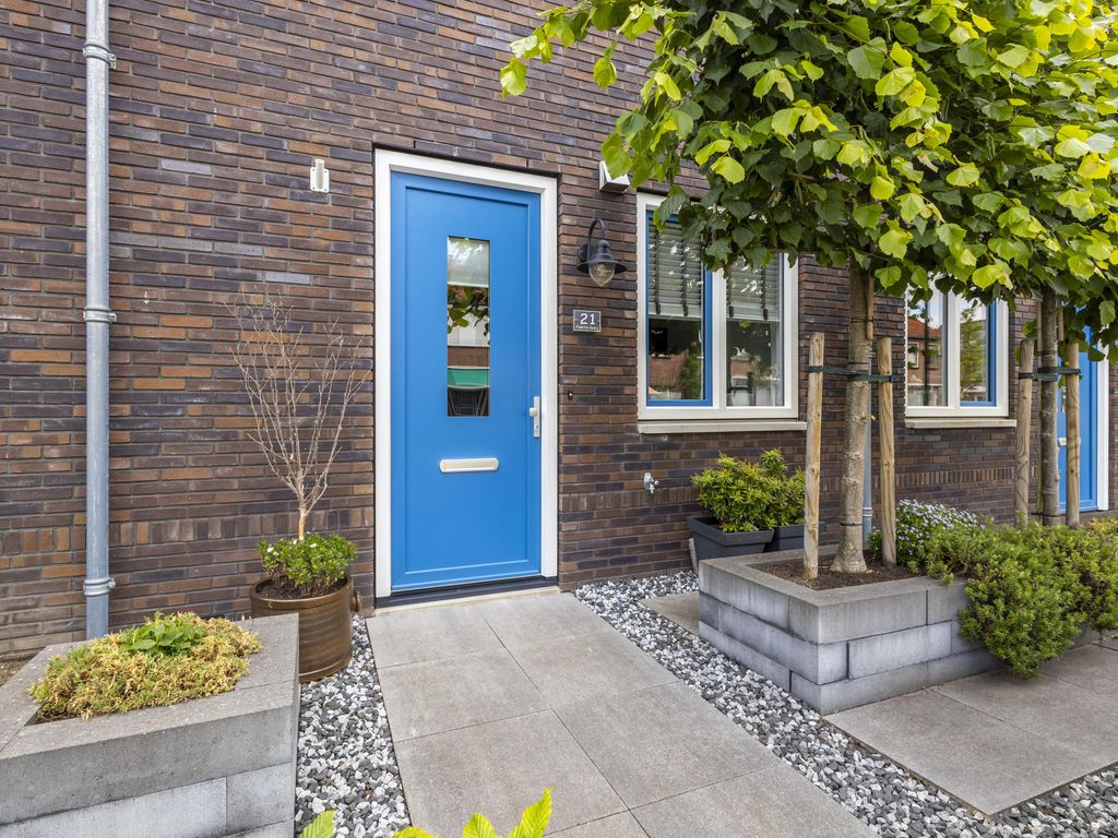 Hobbemastraat 21, HARDINXVELD-GIESSENDAM