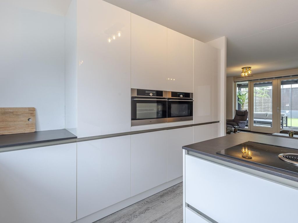 Uranusstraat 22, Hardinxveld-Giessendam