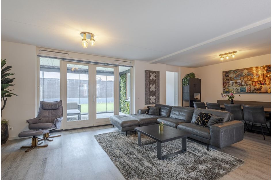 Uranusstraat 22