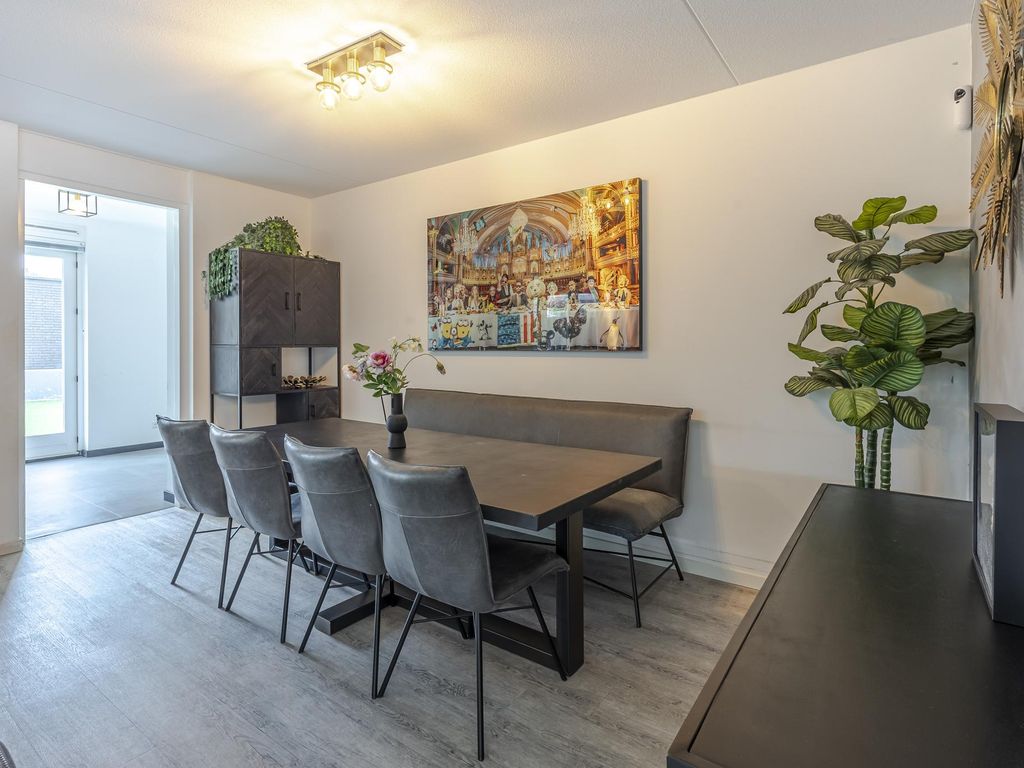 Uranusstraat 22, Hardinxveld-Giessendam