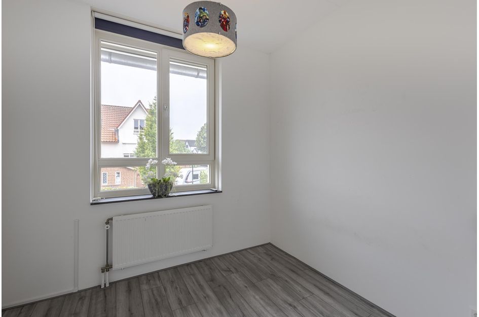 Uranusstraat 22