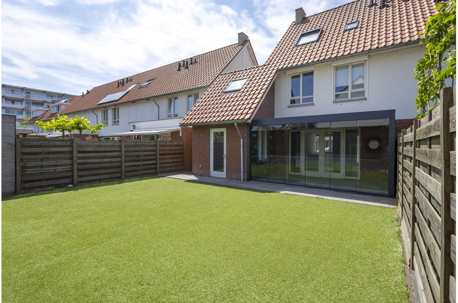 Uranusstraat 22
