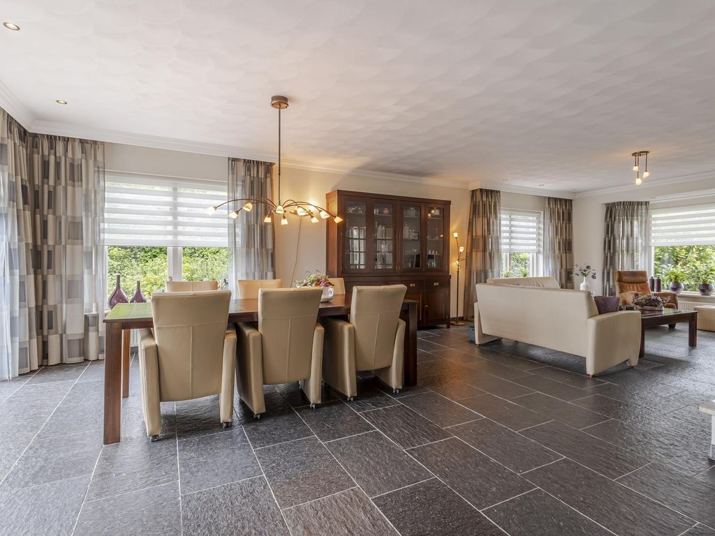 Tiendweg 30, Hardinxveld-Giessendam