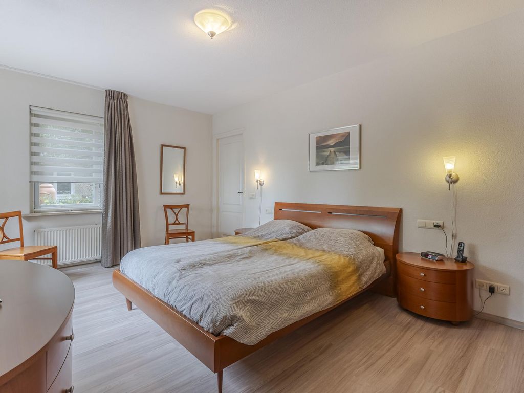Tiendweg 30, Hardinxveld-Giessendam
