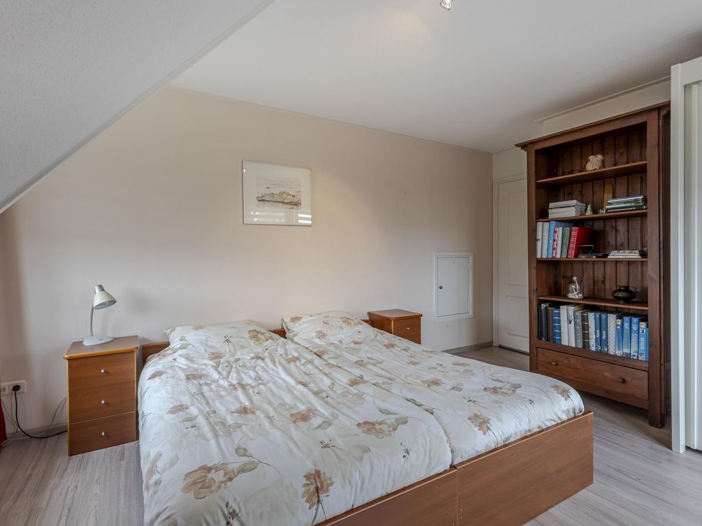 Tiendweg 30, Hardinxveld-Giessendam