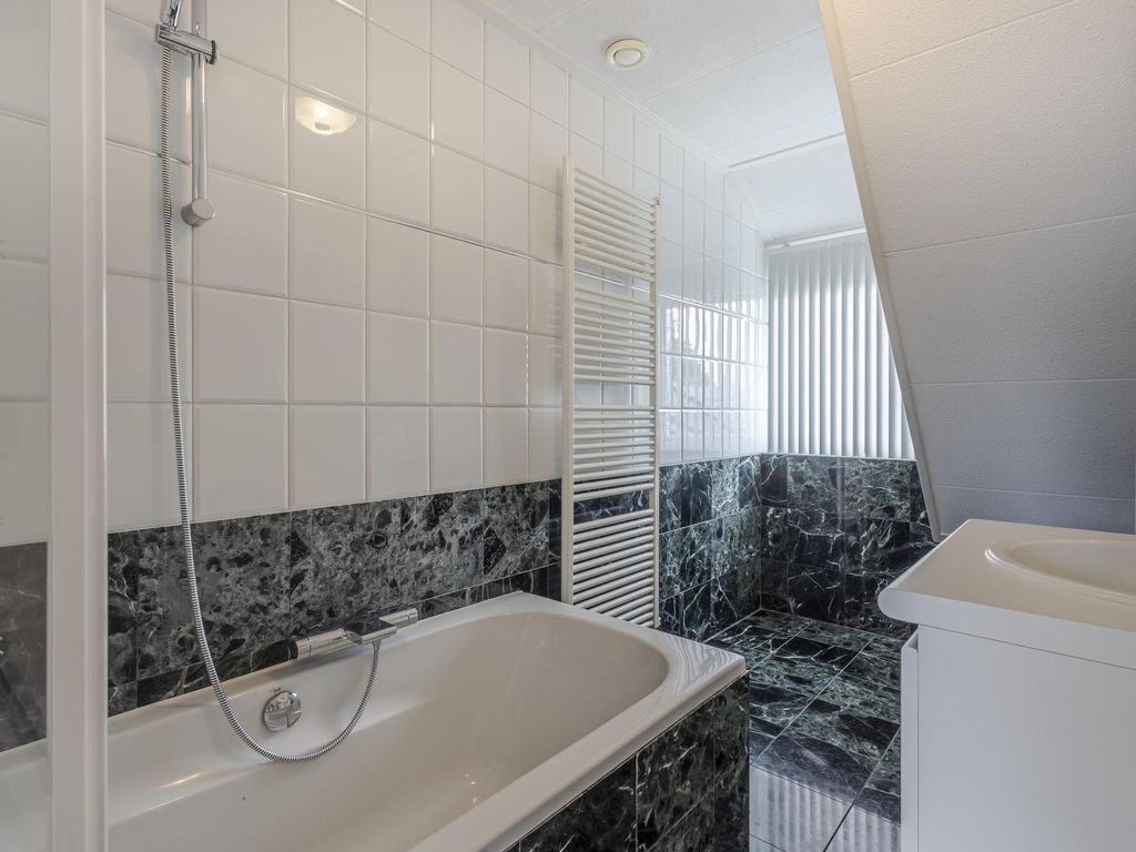 Tiendweg 30, Hardinxveld-Giessendam