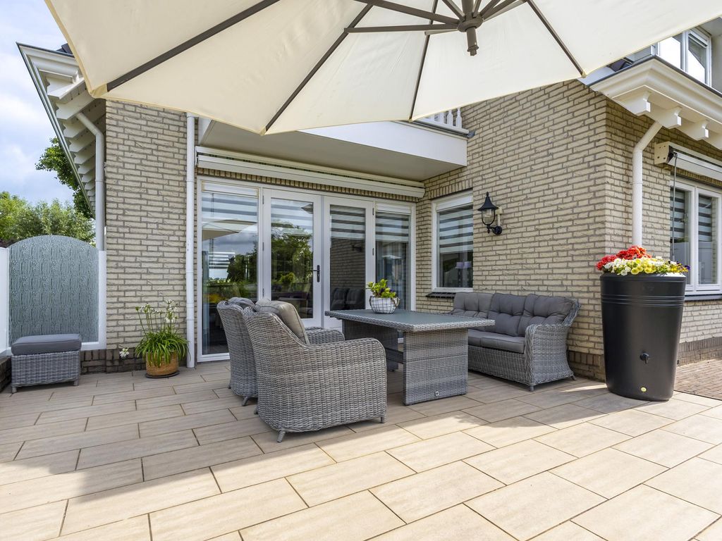 Tiendweg 30, Hardinxveld-Giessendam