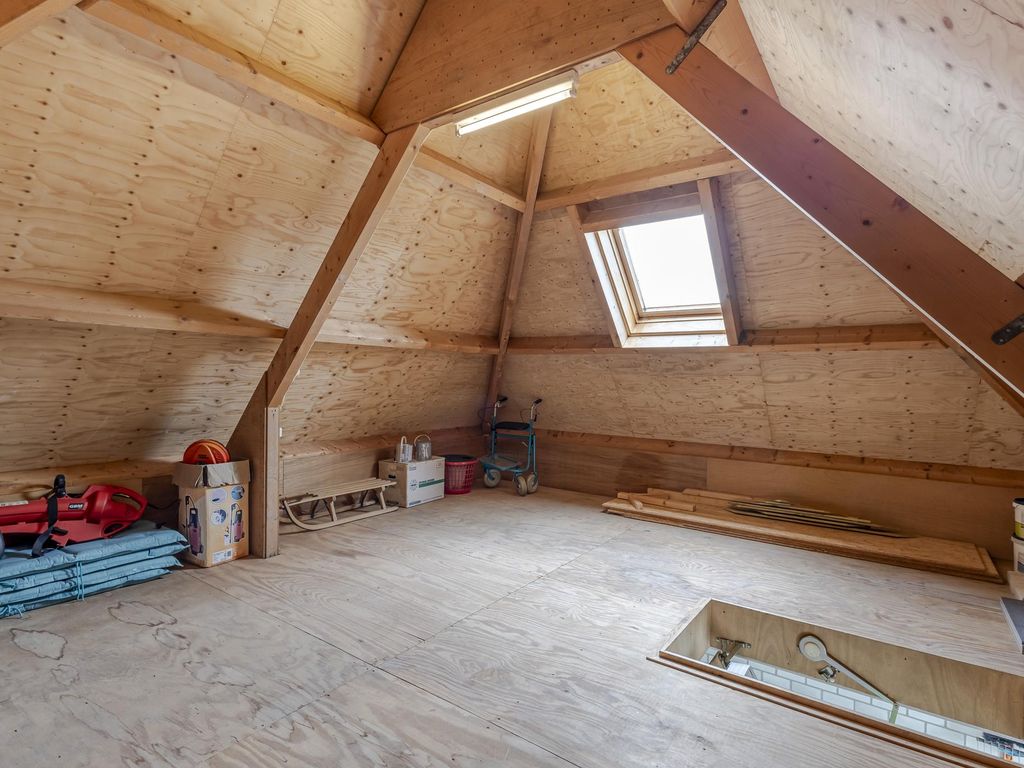 Tiendweg 30, Hardinxveld-Giessendam