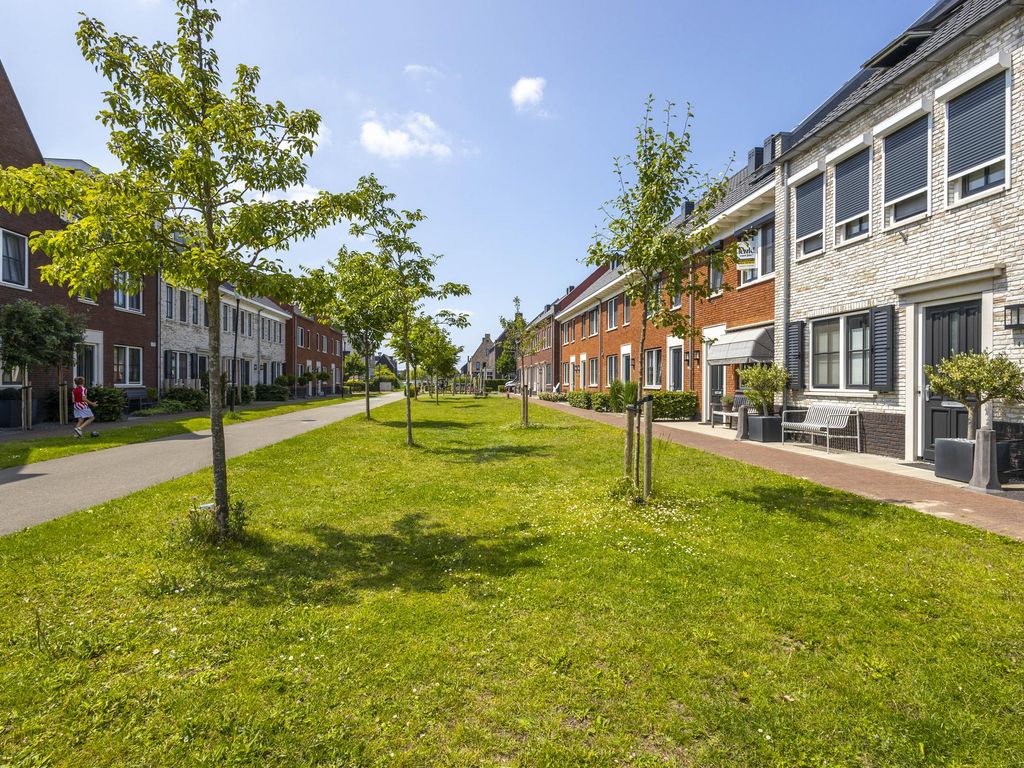 Brederode 10, Hardinxveld-Giessendam