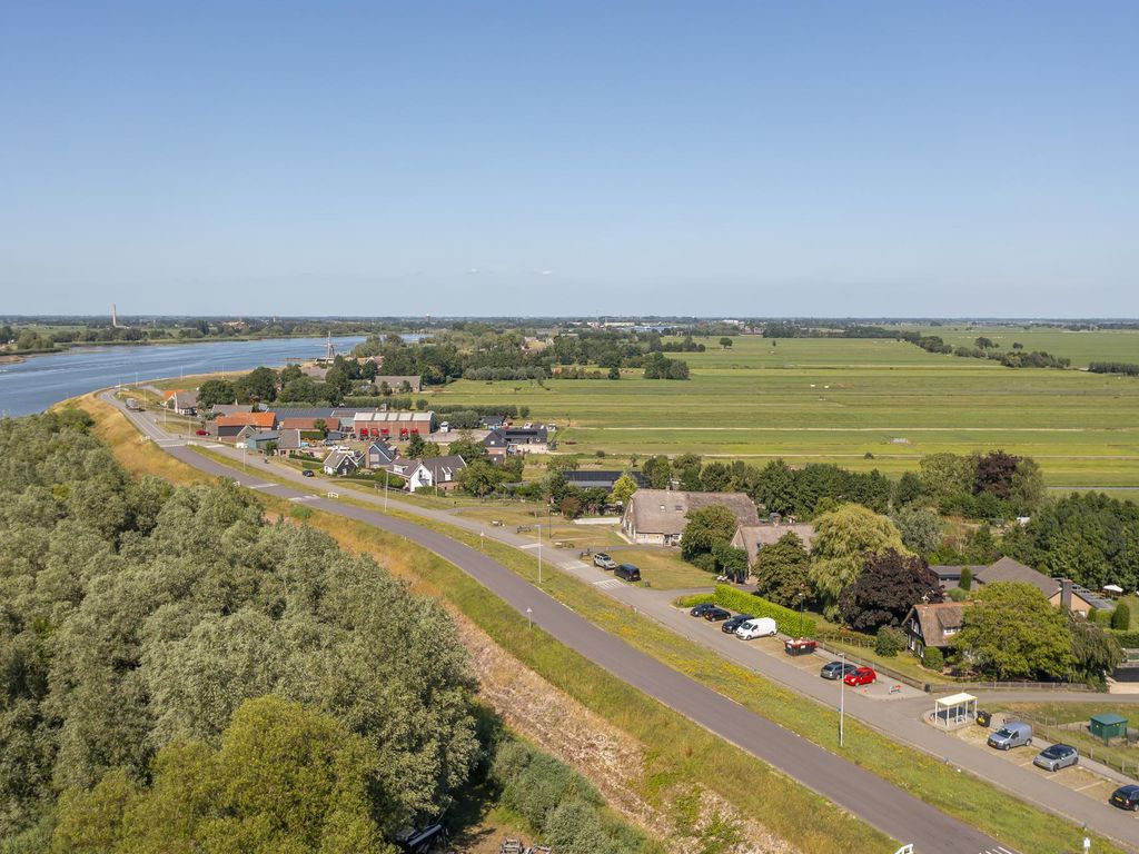 Nieuwe Veer 89, STREEFKERK