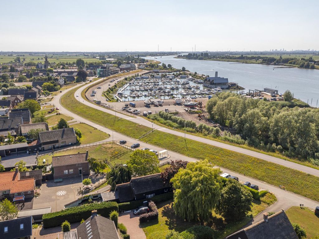 Nieuwe Veer 89, STREEFKERK