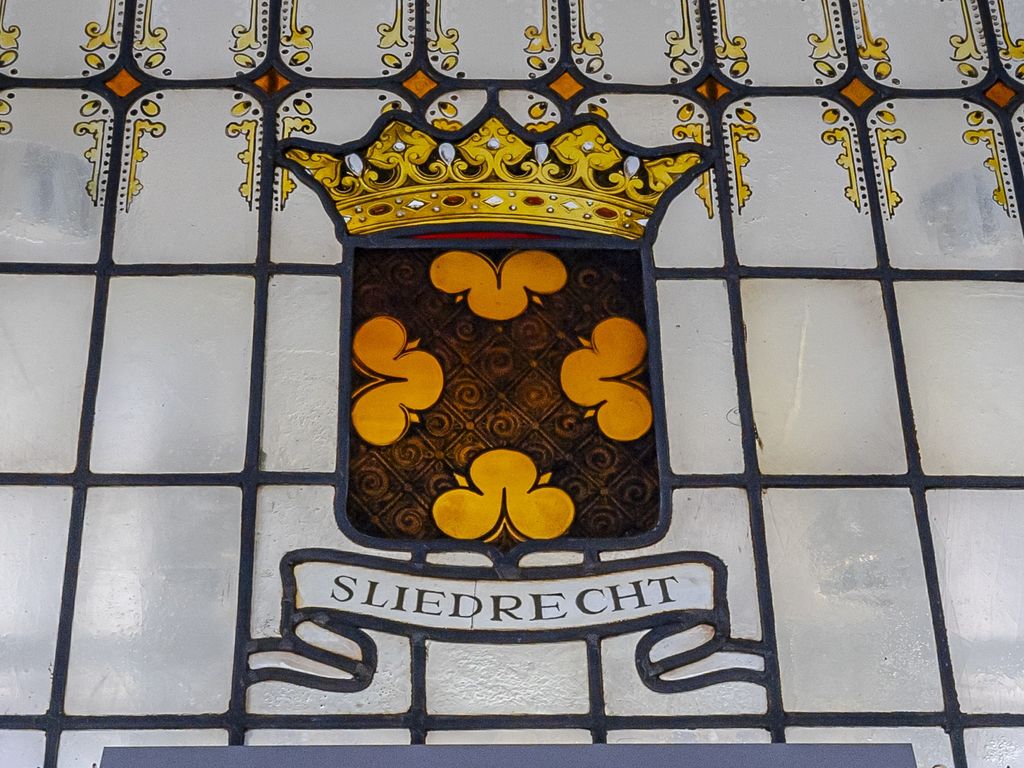 Oranjestraat 1, Sliedrecht