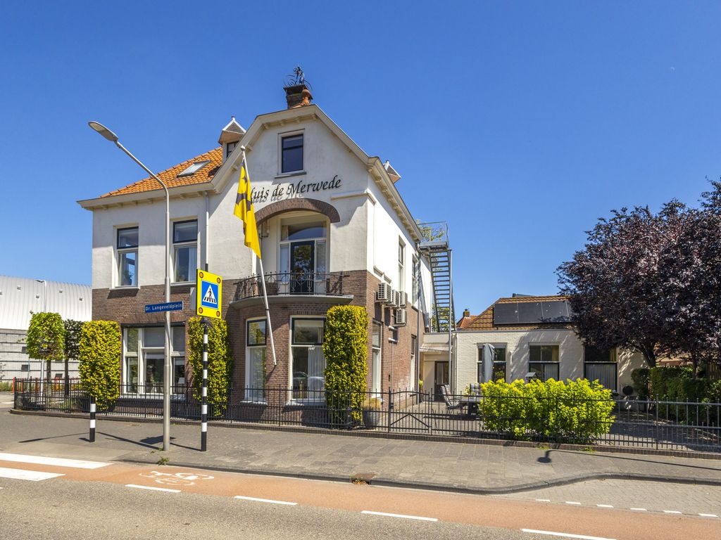 Oranjestraat 1, Sliedrecht