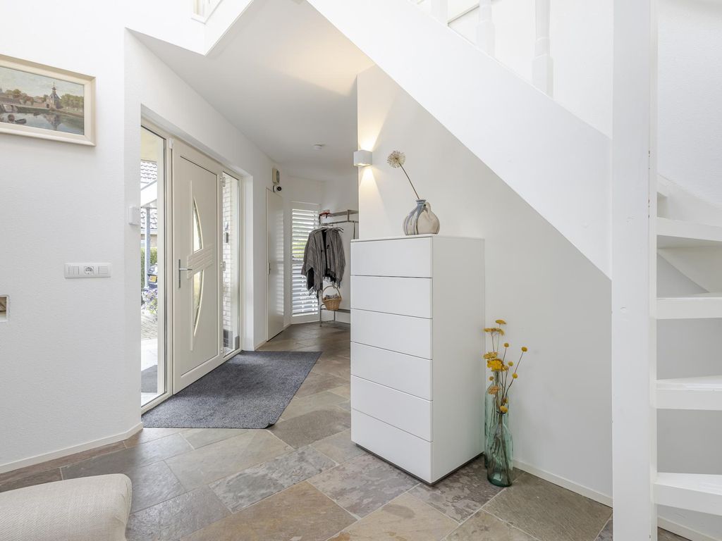Roerdompstraat 27, Schelluinen