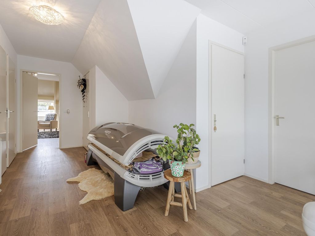 Roerdompstraat 27, Schelluinen