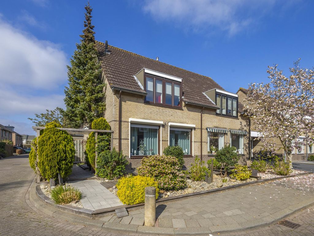 Van Asperenstraat 9, Hardinxveld-Giessendam