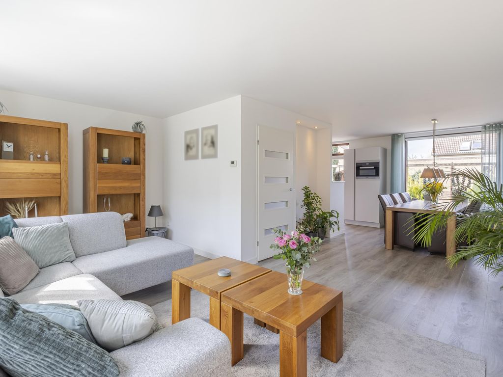 Van Asperenstraat 9, HARDINXVELD-GIESSENDAM