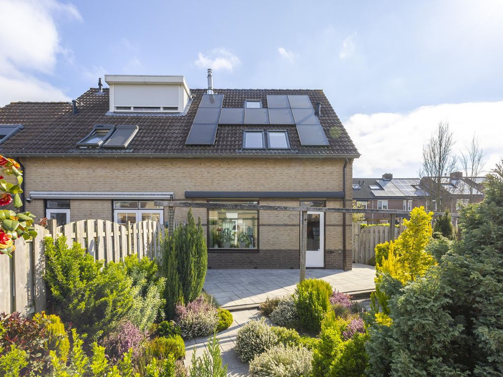 Van Asperenstraat 9, HARDINXVELD-GIESSENDAM