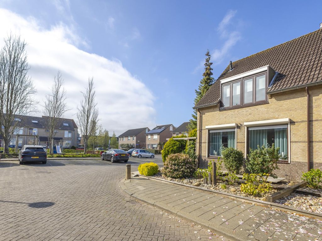 Van Asperenstraat 9, Hardinxveld-Giessendam