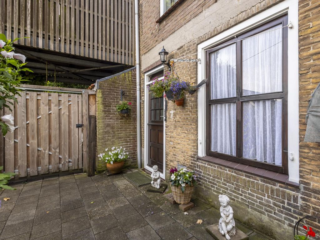 Buitendams 154A, HARDINXVELD-GIESSENDAM