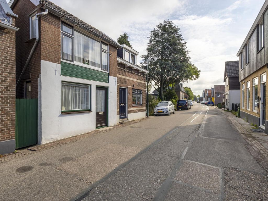 Buitendams 154A, HARDINXVELD-GIESSENDAM