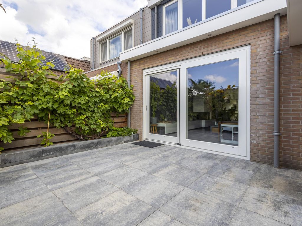 Sluisweg 94, Hardinxveld-Giessendam